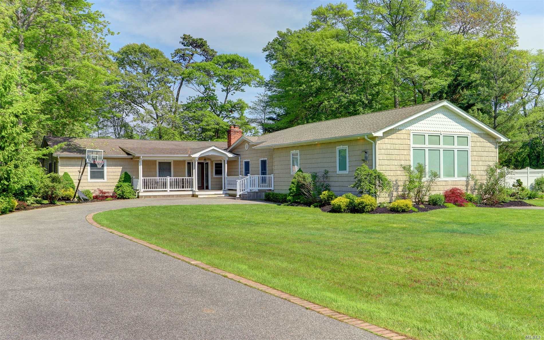 #1 photo, 147 Edgewood Avenue, Oakdale , NY 11769