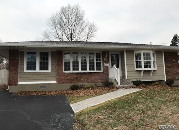 #1 photo, 5 Fruitwood Lane, Commack , NY 11725