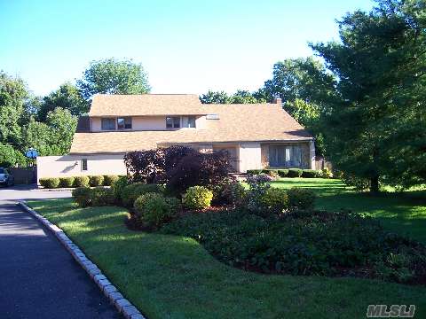 #1 photo, 424 Mill River Rd, 長島 布鲁克维尔 Upper Brookville , NY 11771