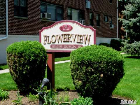 #1 photo, 91 Tulip Ave, ナッソー郡 Floral Park , NY 11001