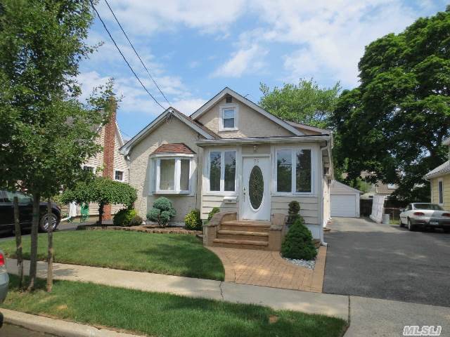 #1 photo, 35 Orchard St, ナッソー郡 N. Merrick , NY 11566