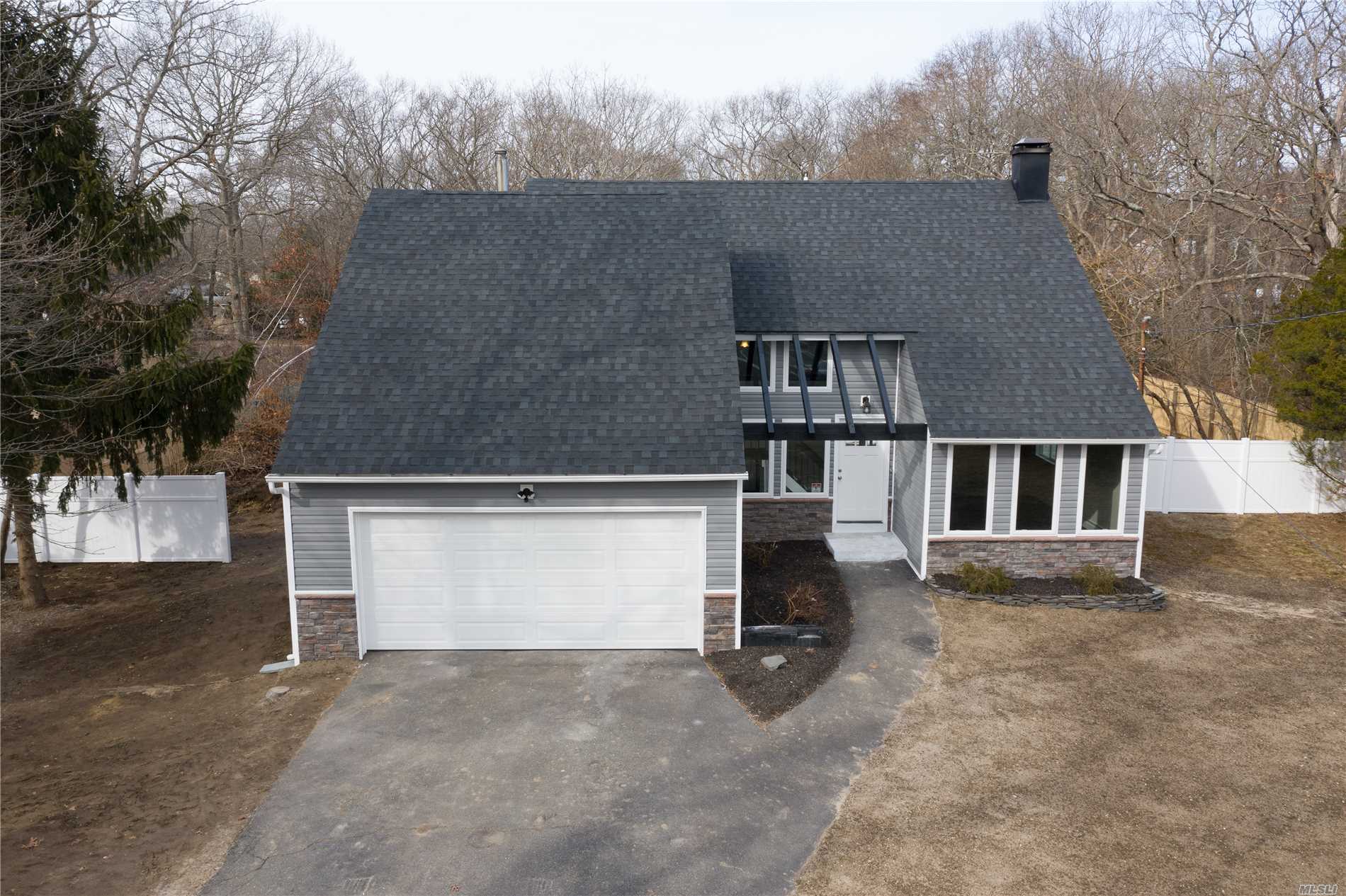 #1 photo, 15 Hawthorne Street, Selden , NY 11784