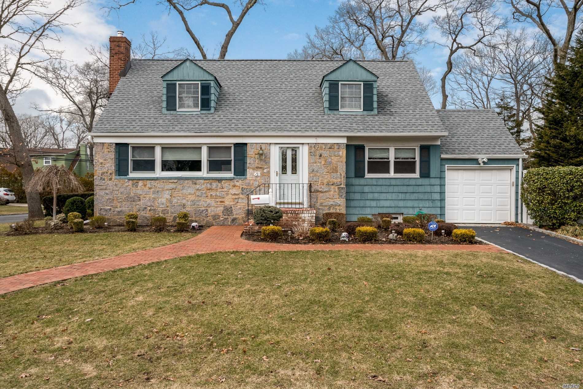 #1 photo, 61 Nancy Boulevard, Merrick , NY 11566