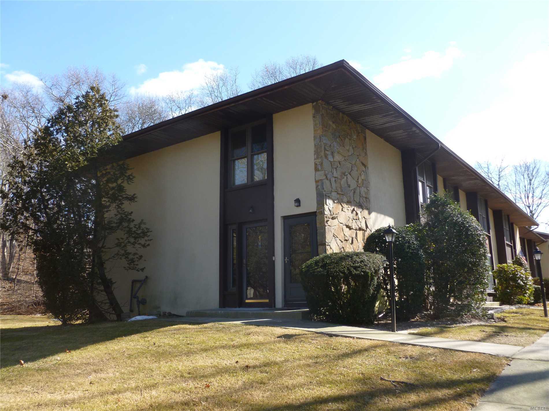 #1 photo, 1 Pine Court, Selden , NY 11784