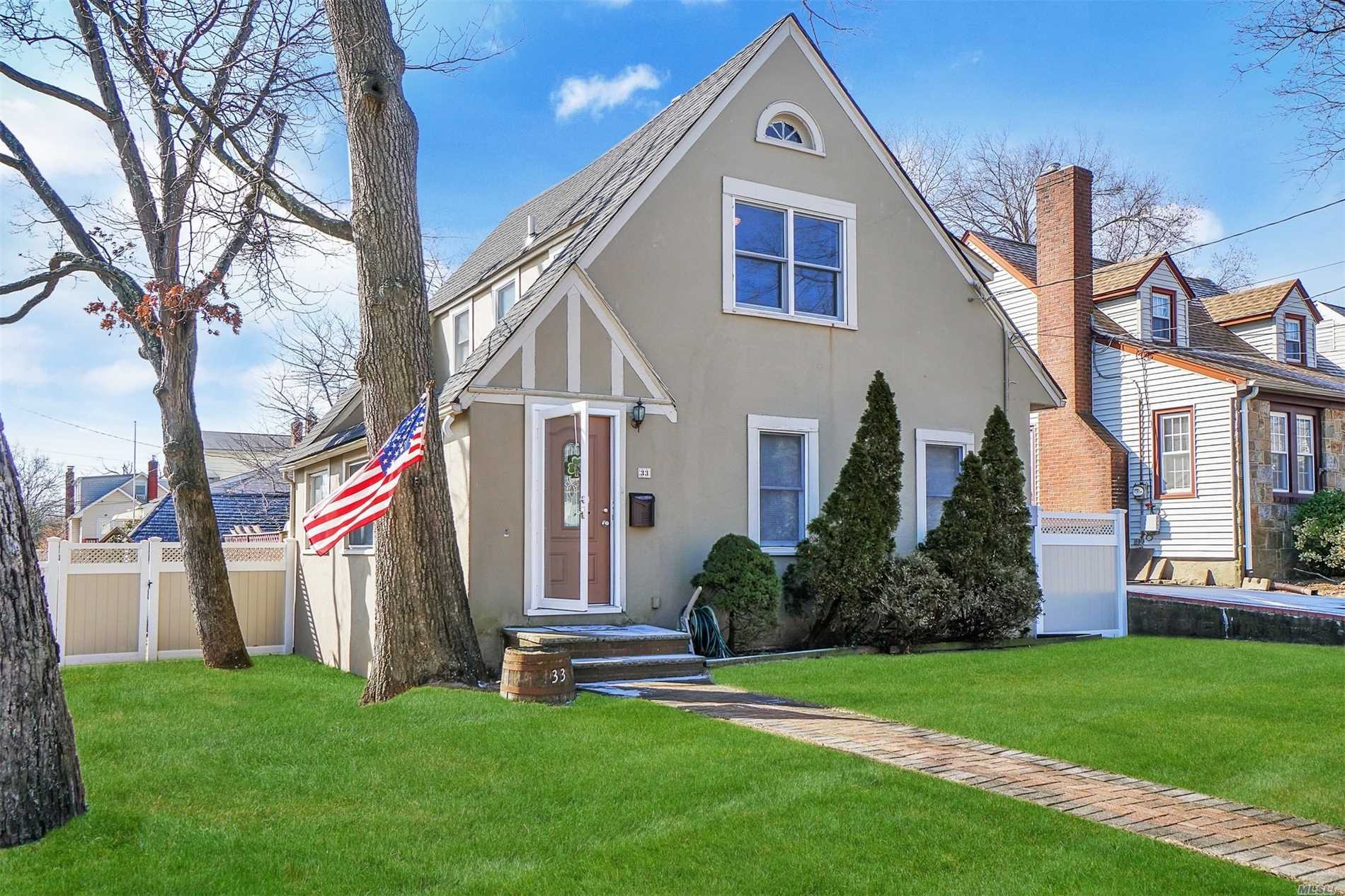 #1 photo, 33 Baldwin Avenue, ナッソー郡 Baldwin , NY 11510