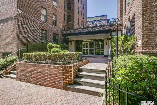 #1 photo, 83-20 141 St, Briarwood , NY 11435