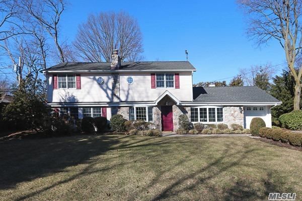 #1 photo, 2111 Valentines Road, নাসাউ কাউন্টি Westbury , NY 11590