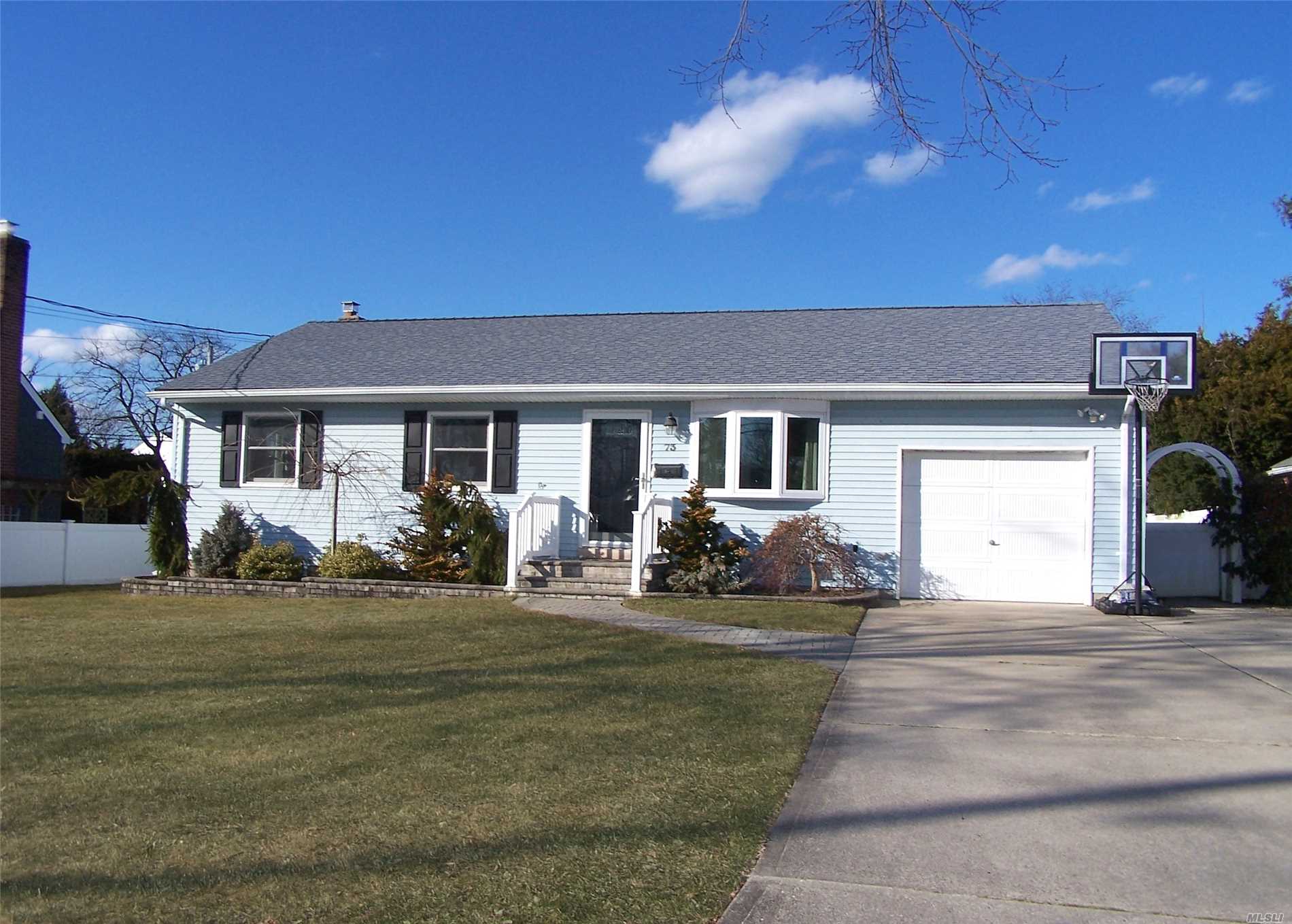 #1 photo, 73 Sutton Court, West Islip , NY 11795