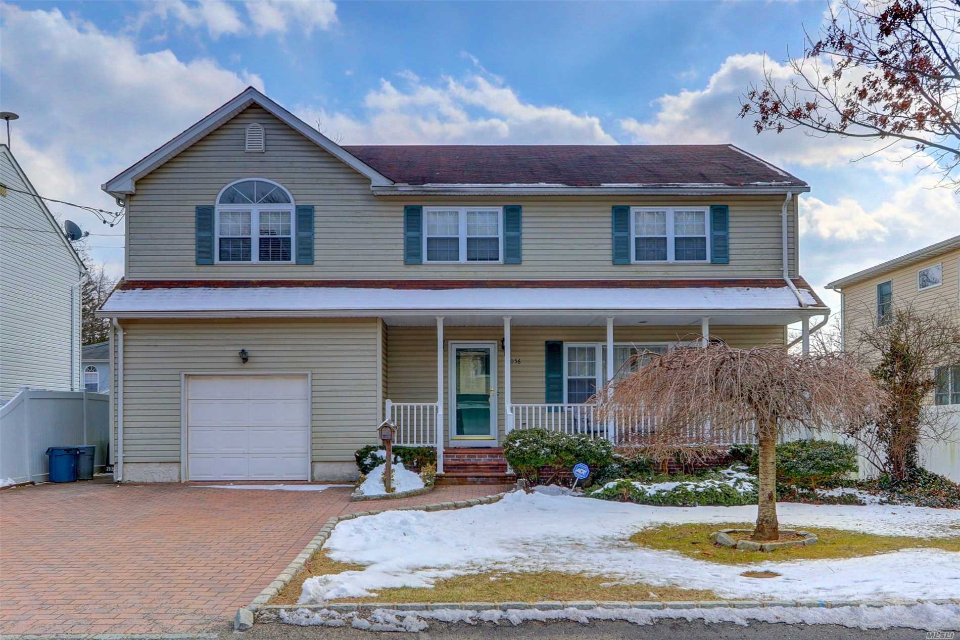 #1 photo, 2056 Abbot Avenue, 長島 Merrick , NY 11566
