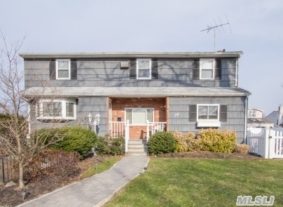 #1 photo, 2375 Wallen Lane, ナッソー郡 North Bellmore , NY 11710