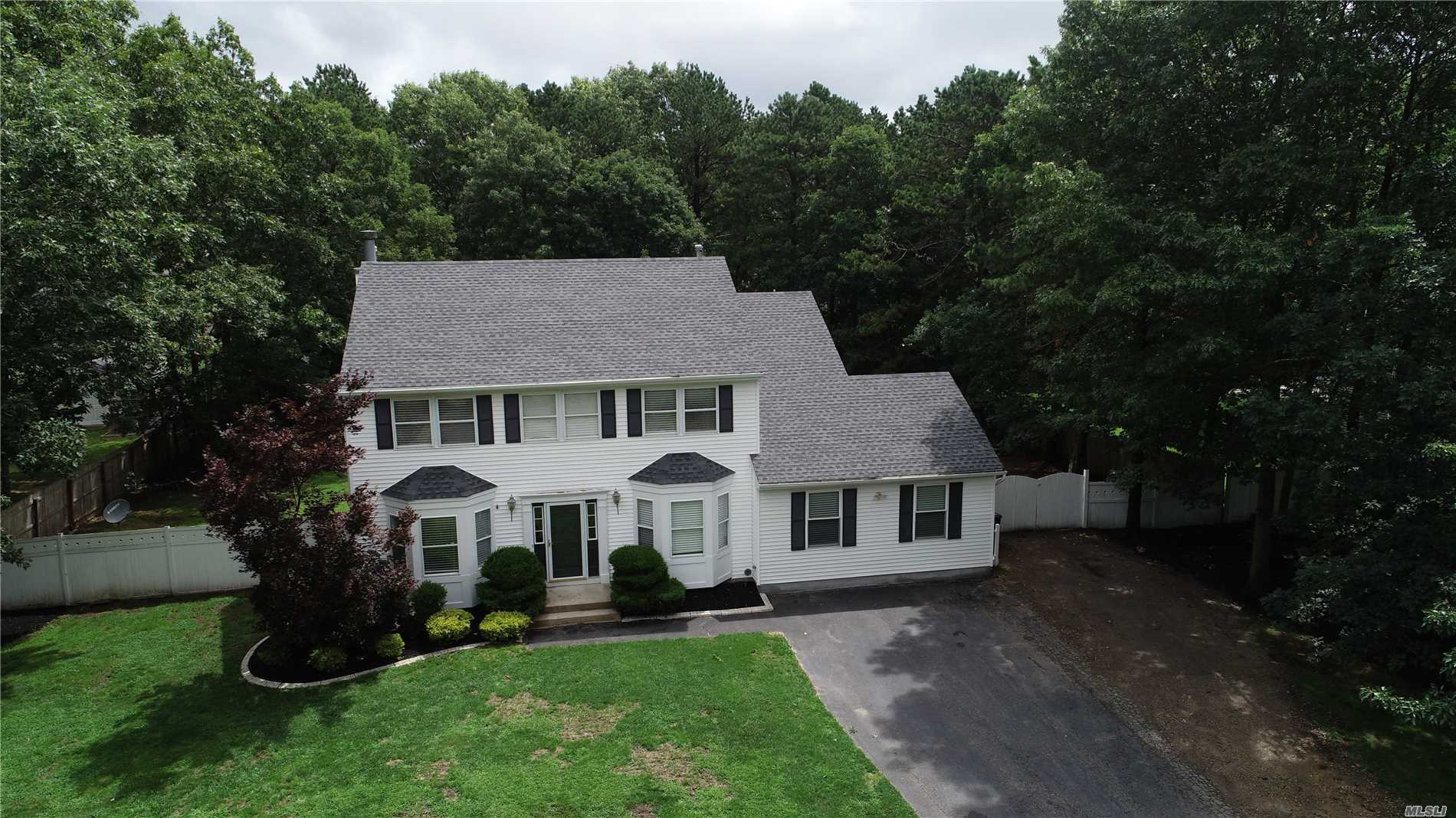 #1 photo, 163 Natures Lane, Miller Place , NY 11764