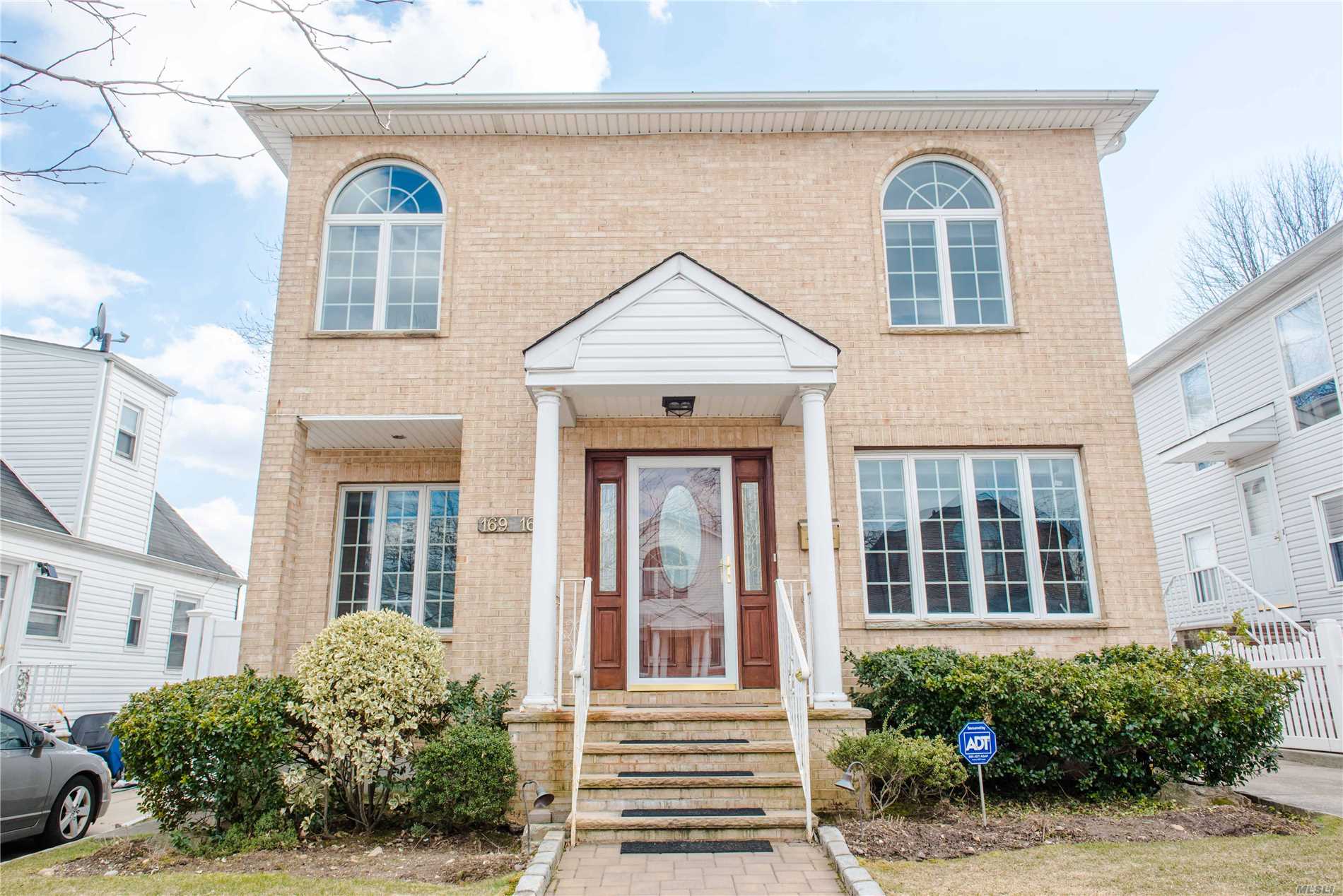 #1 photo, 169-16 21st Road, 皇后區 白石鎮 Whitestone , NY 11357