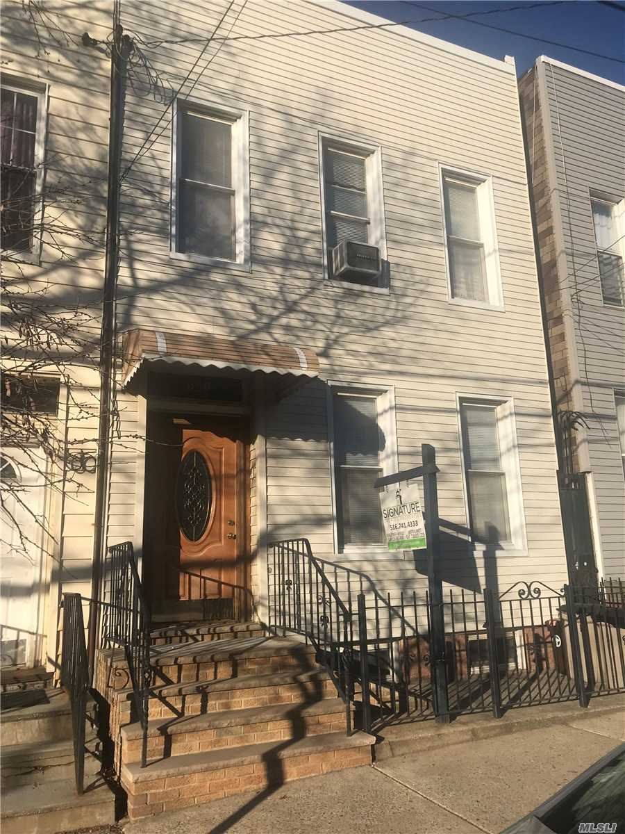 #1 photo, 281 Onderdonk Avenue, クイーンズ区 Ridgewood , NY 11385