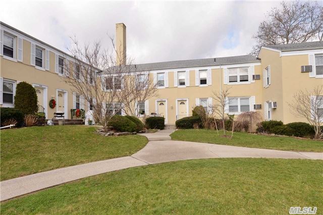 #1 photo, 71-24 Little Neck Pky, কুইন্‌স Bellerose , NY 11426