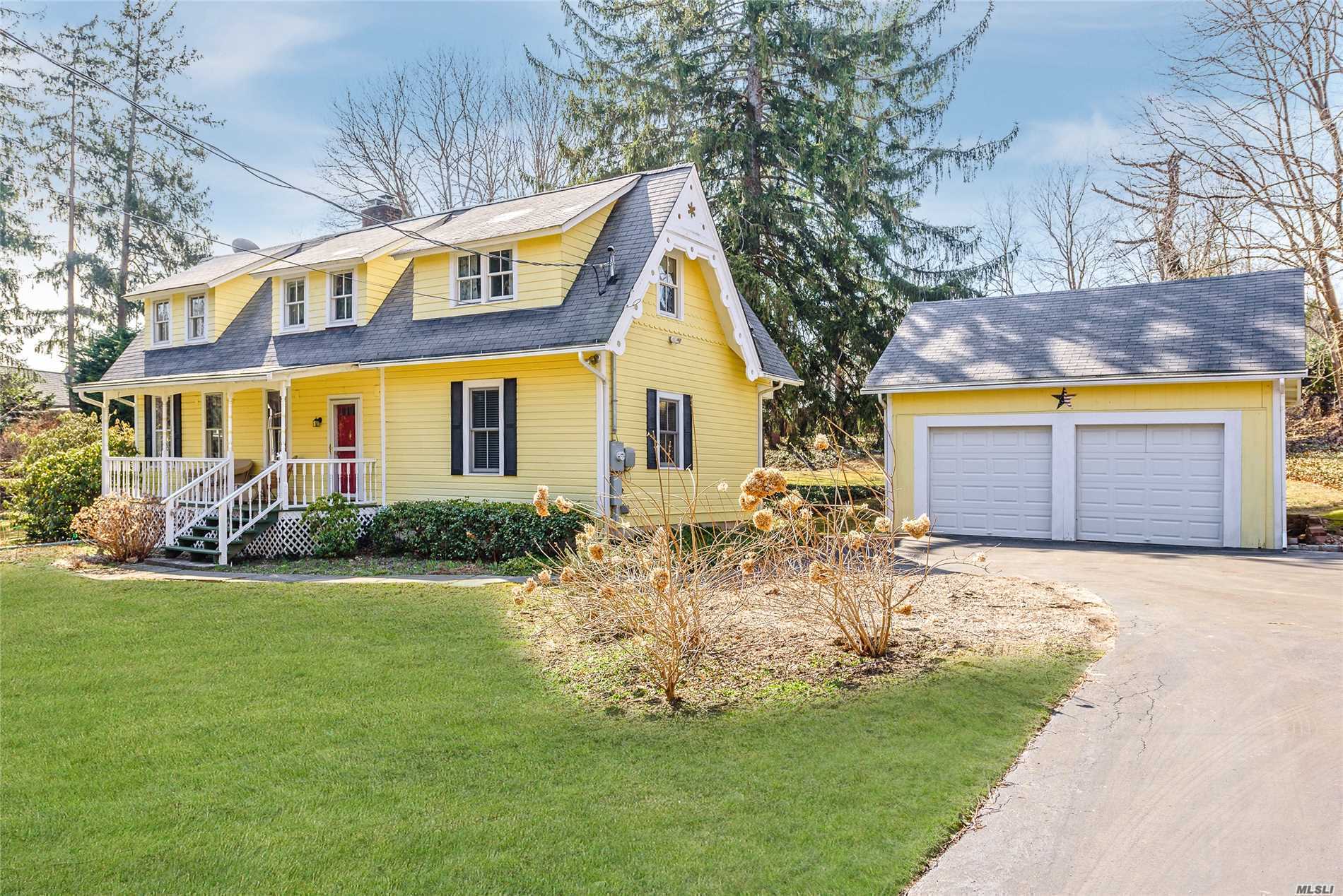 #1 photo, 25 Kanes Lane, Huntington Bay , NY 11743