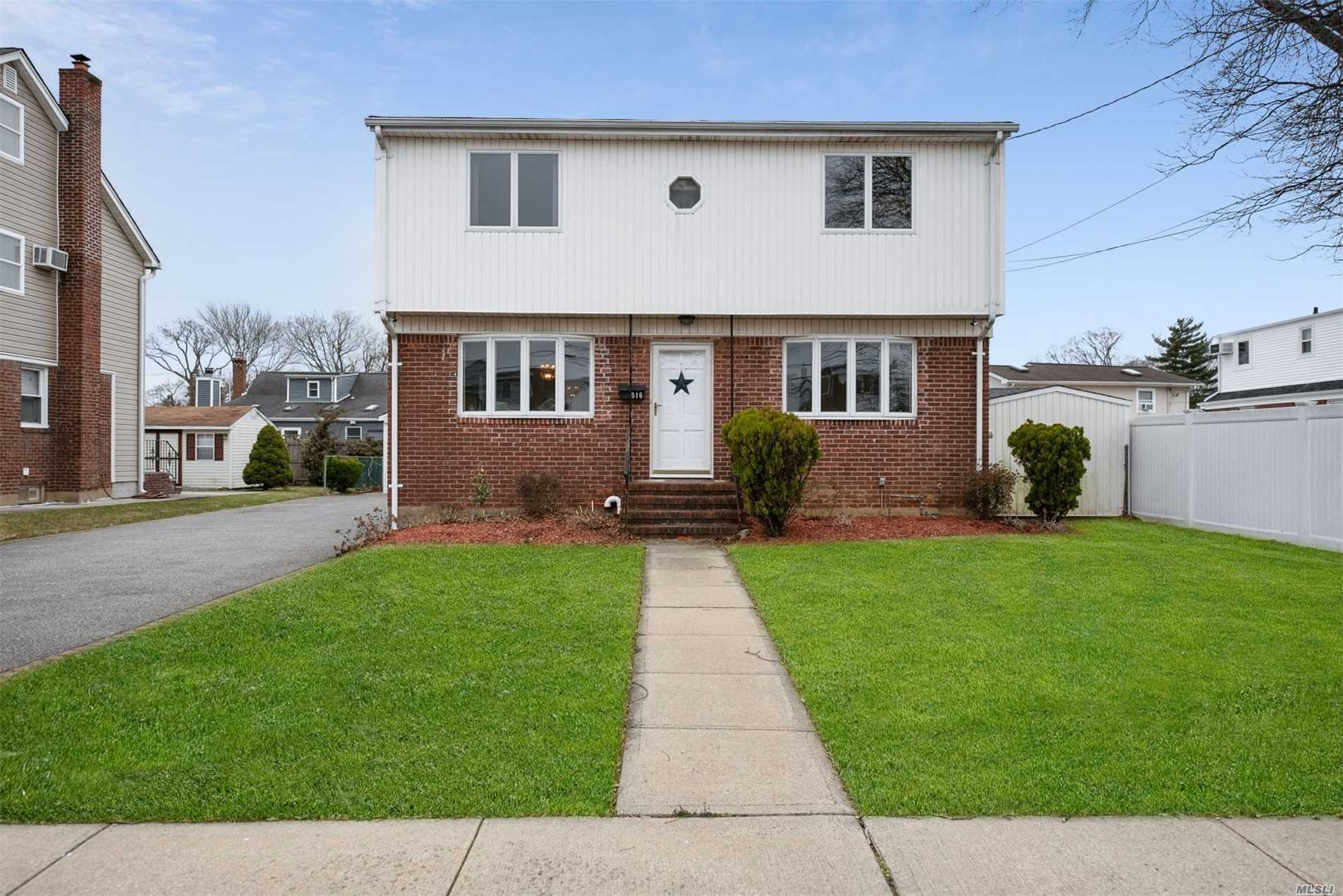 #1 photo, 516 Hull Street, 長島 East Meadow , NY 11554