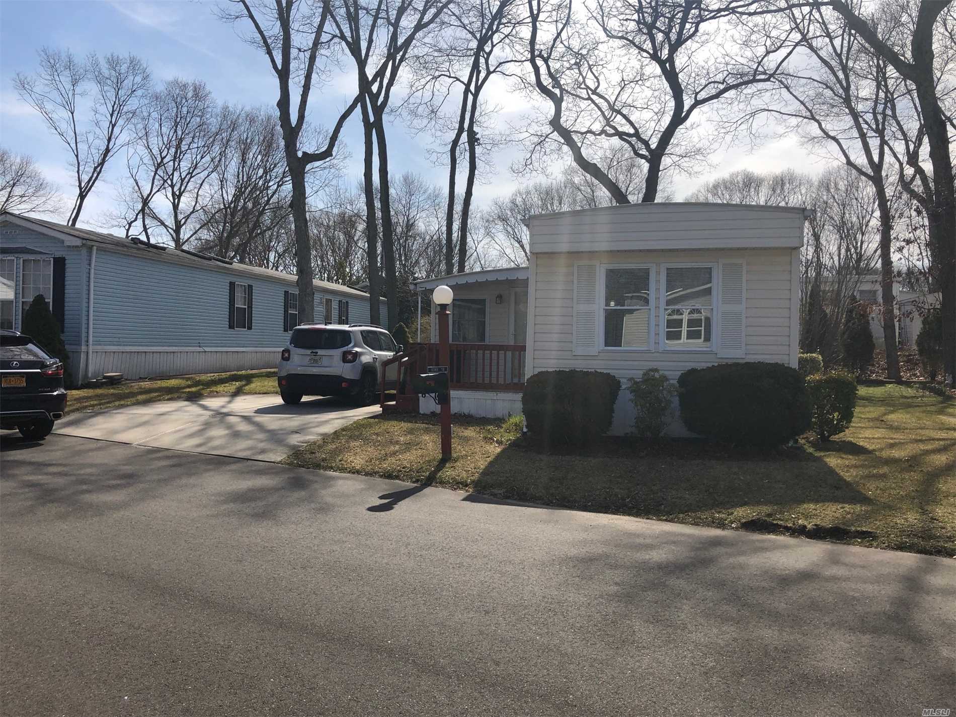 #1 photo, 1661-191 Old Country Drive, Riverhead , NY 11901