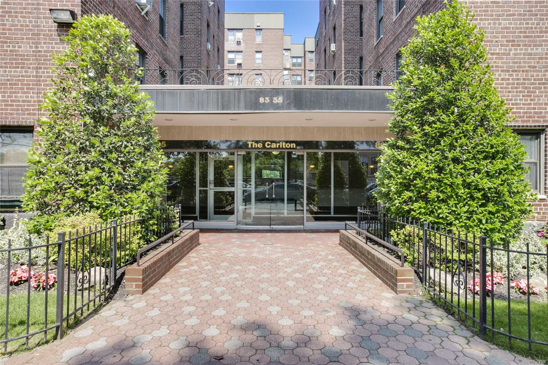 #1 photo, 83-35 139 Street, कुईंस Briarwood , NY 11435