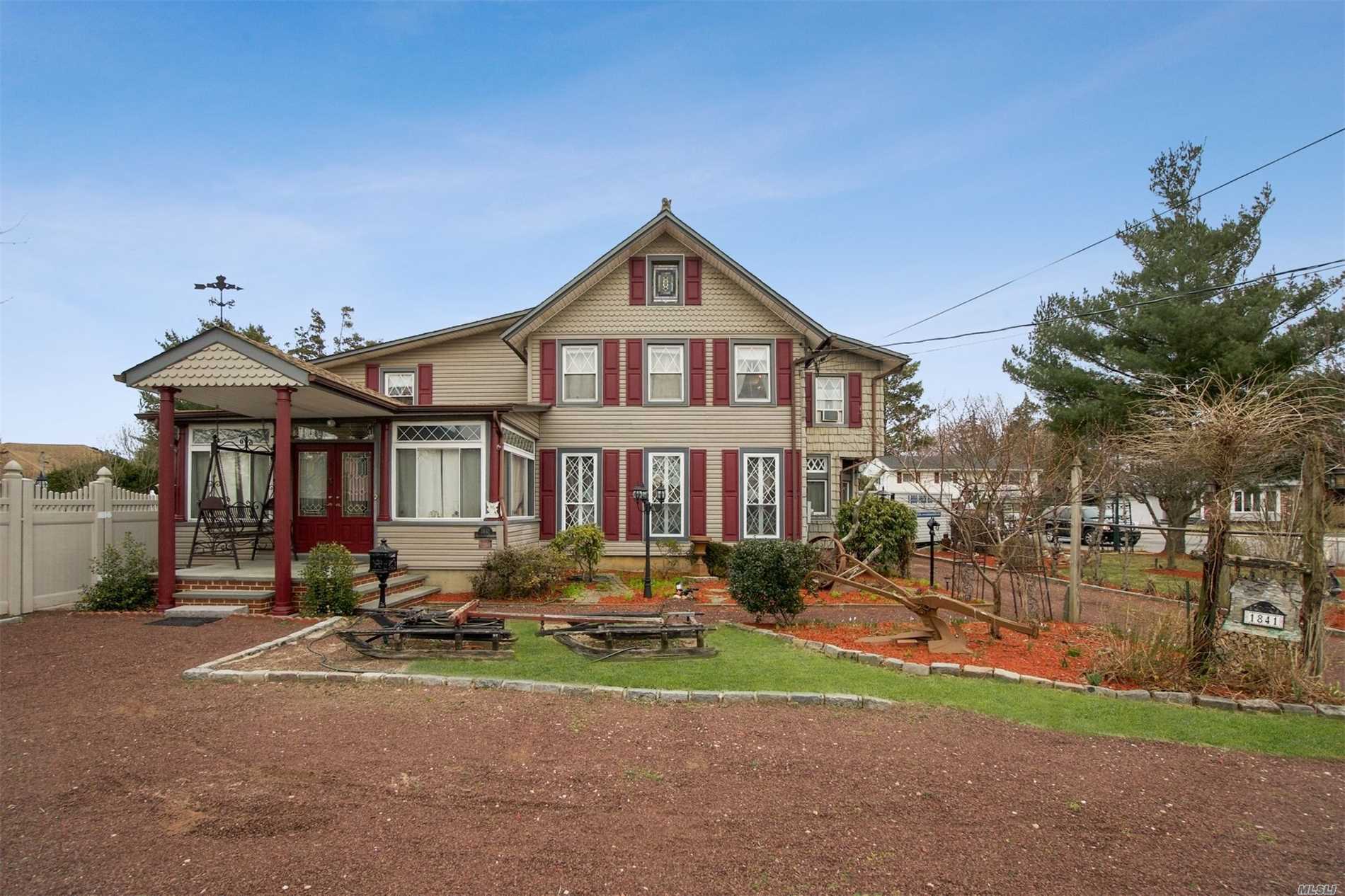 #1 photo, 1841 Washington Avenue, ナッソー郡 Seaford , NY 11783