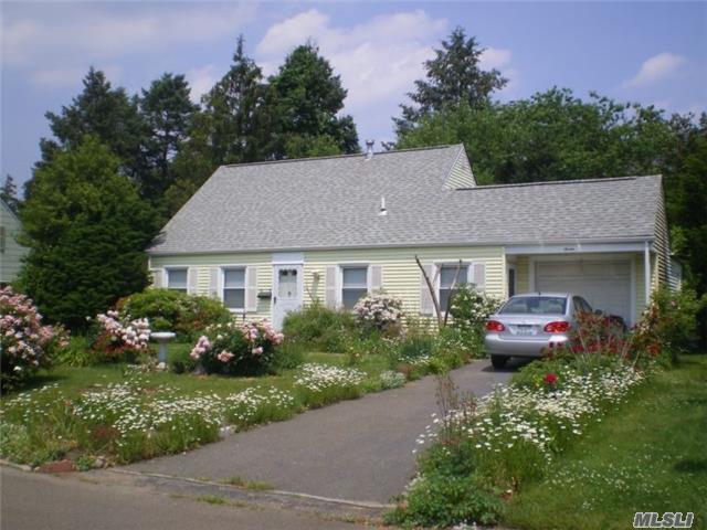 #1 photo, 7 Willow Lane, নাসাউ কাউন্টি Carle Place , Ny 11514