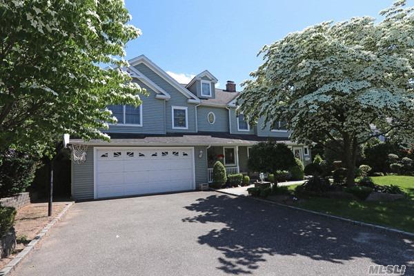 #1 photo, 176 Whitney St, নাসাউ কাউন্টি Westbury , NY 11590