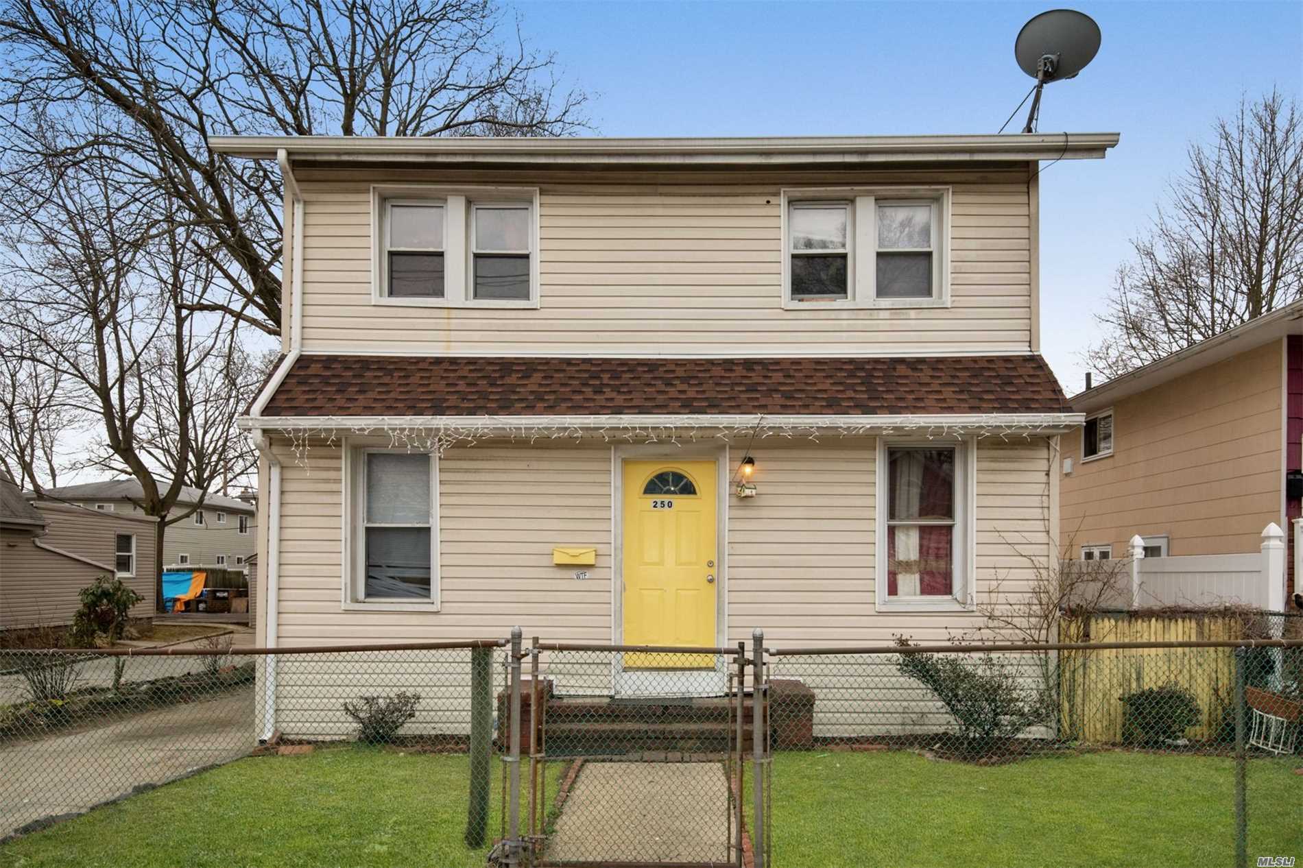 #1 photo, 250 Yale Street, Hempstead , NY 11550