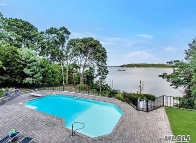 #1 photo, 3 Clam Shell Lane, Northport , NY 11768