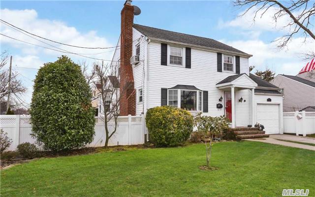 #1 photo, 84 Franklin Place, 长岛 Oceanside , NY 11572