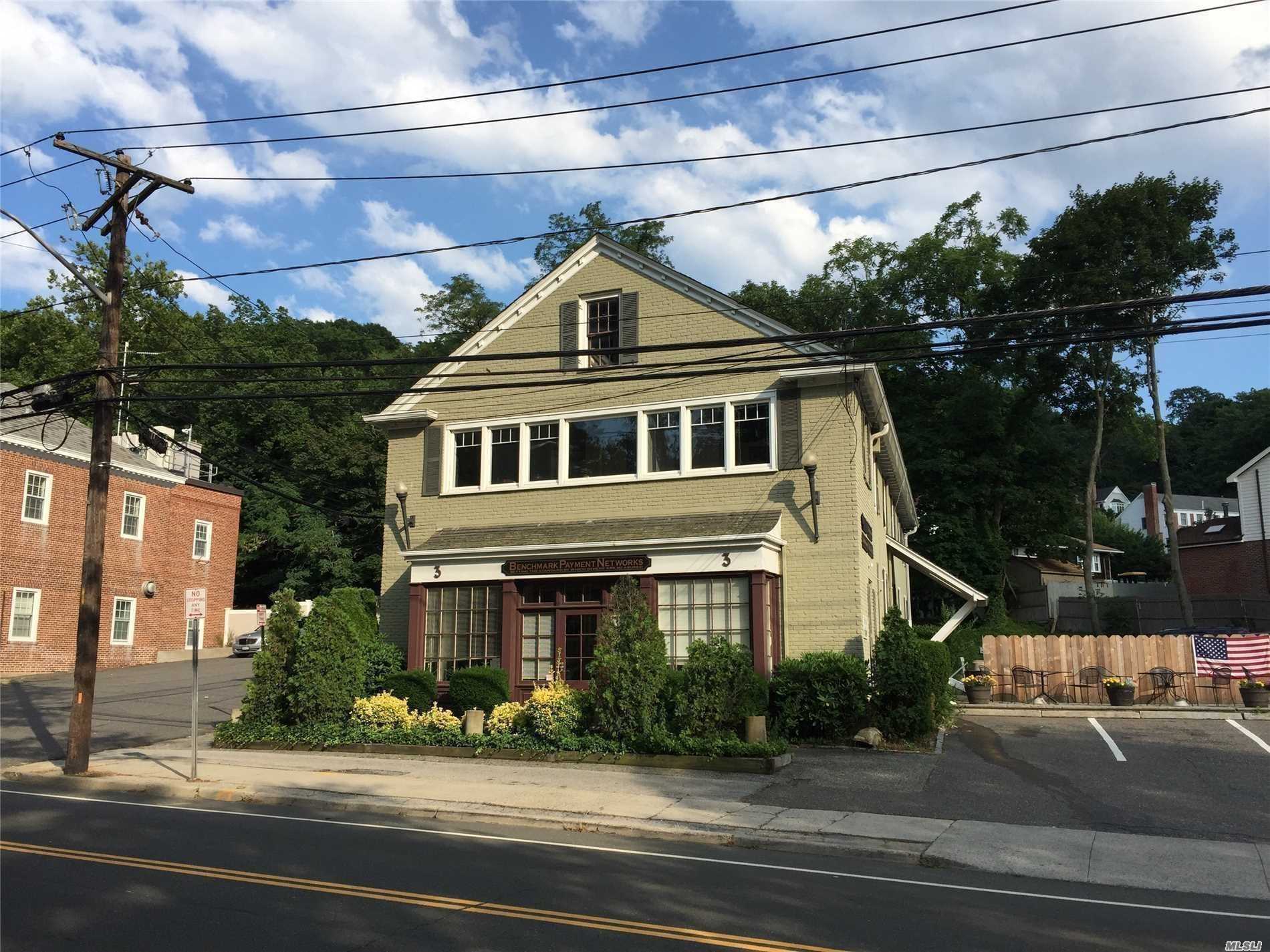 #1 photo, 3 Harbor Road, Cold Spring Harbor , NY 11724