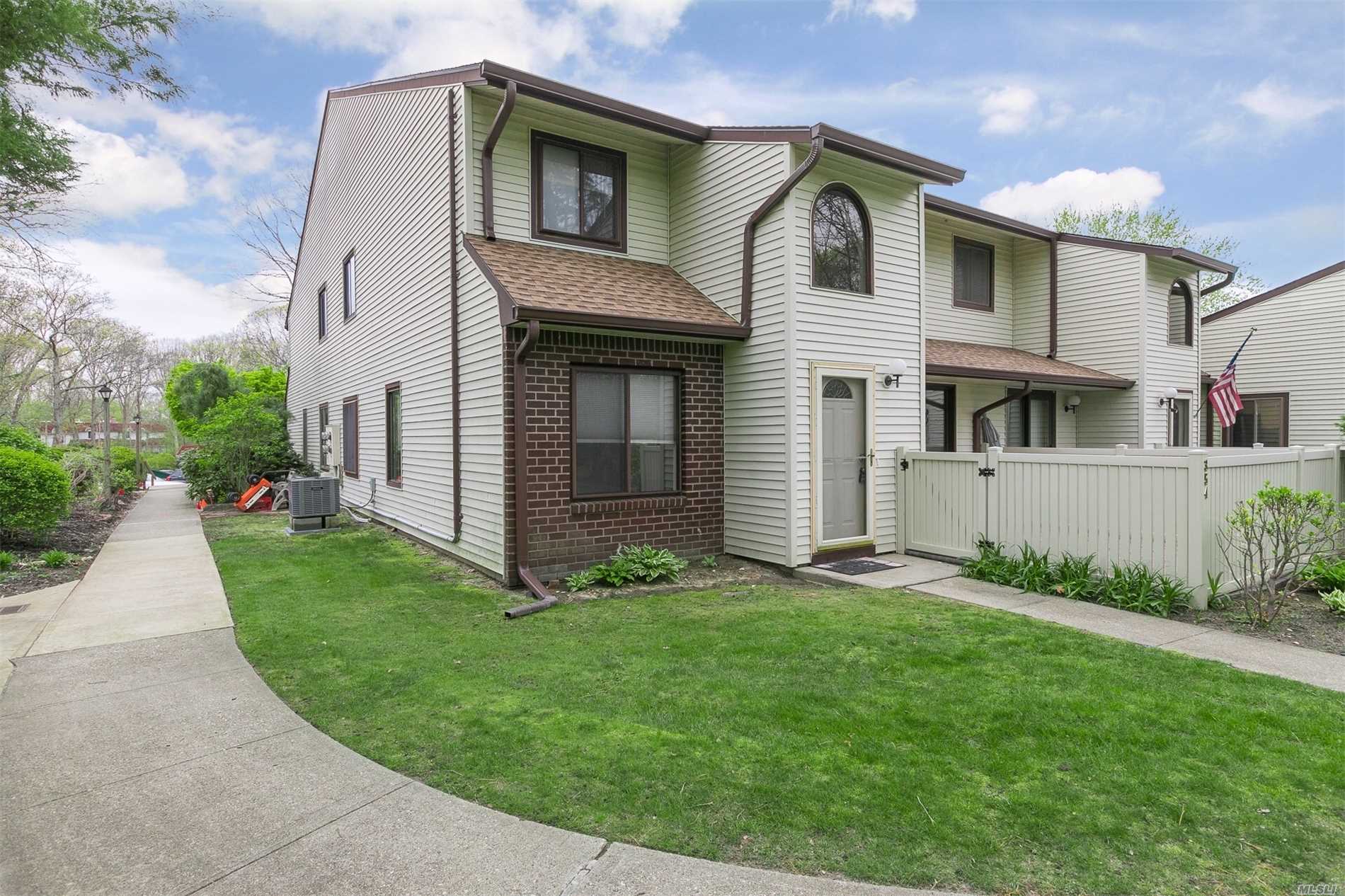 #1 photo, 354 Clubhouse Court, Coram , NY 11727