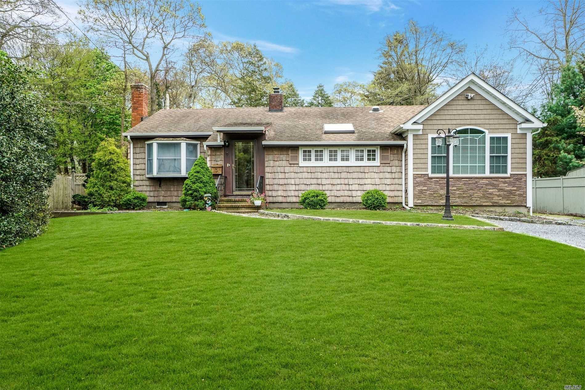 #1 photo, 6 Tupelo Lane, East Islip , NY 11730