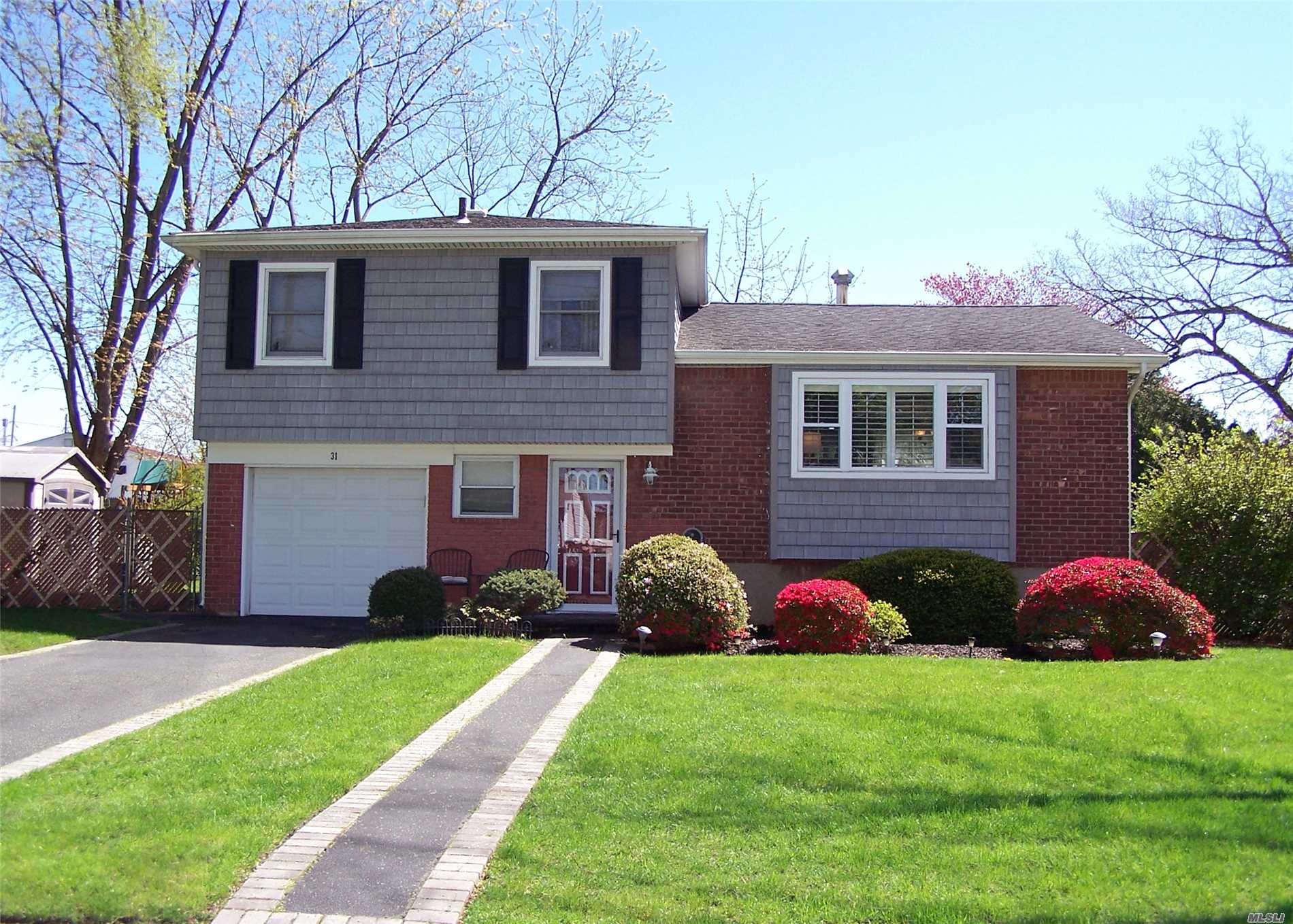 #1 photo, 31 7th Street, Deer Park , NY 11729