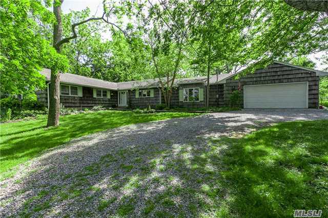 #1 photo, 18 Dyke Road, Setauket , NY 11733