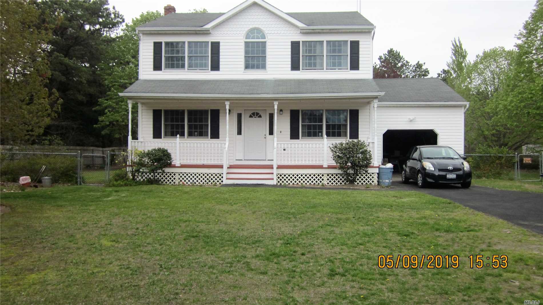 #1 photo, 231 E Woodside Avenue, East Patchogue , NY 11772