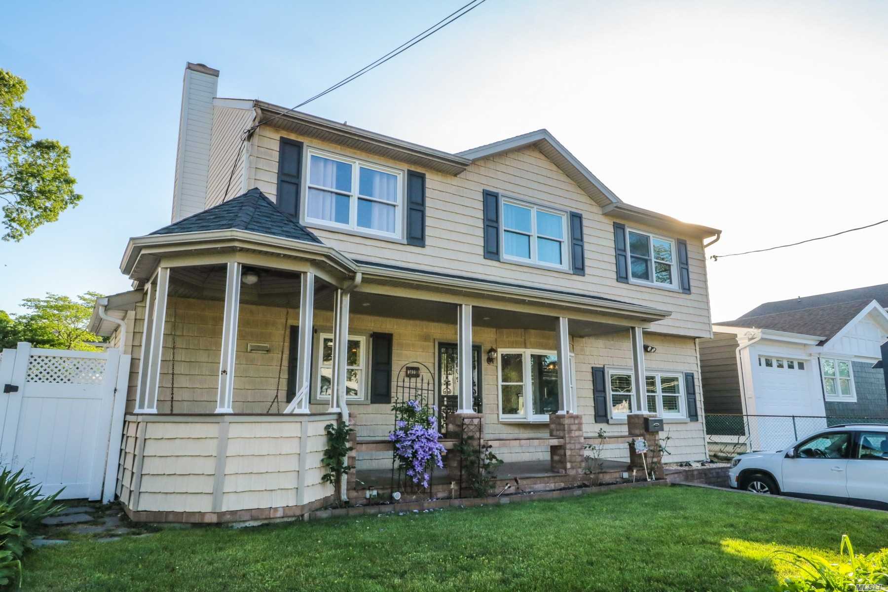 #1 photo, 425 N Indiana Avenue, サフォーク郡 Lindenhurst , NY 11757