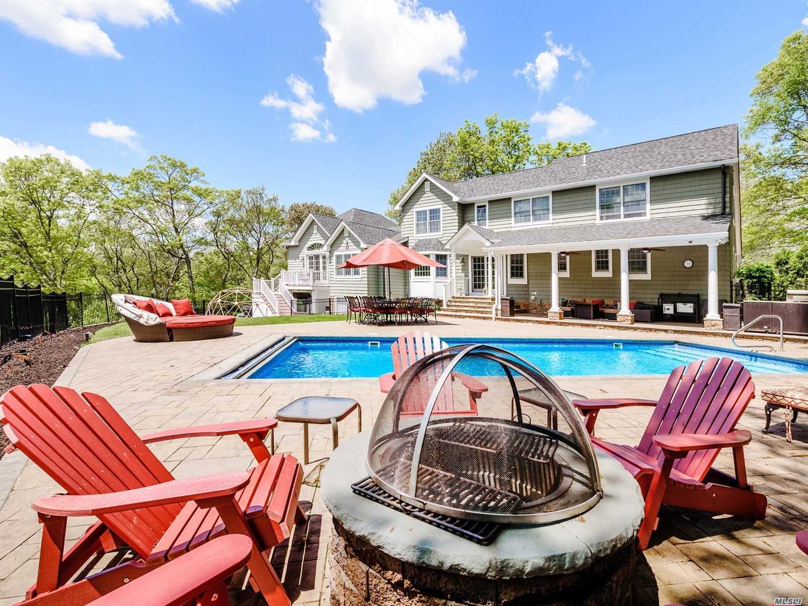 #1 photo, 52 Bunker Hill Drive, Huntington , NY 11743