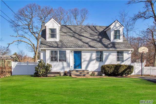 #1 photo, 61 Norwood Ave, Pt.Jefferson Sta , NY 11776