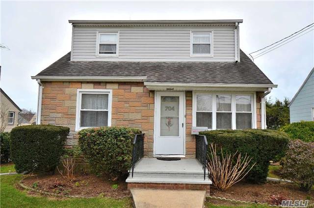 #1 photo, 704 Lafayette Ave, 长岛 Uniondale , NY 11553
