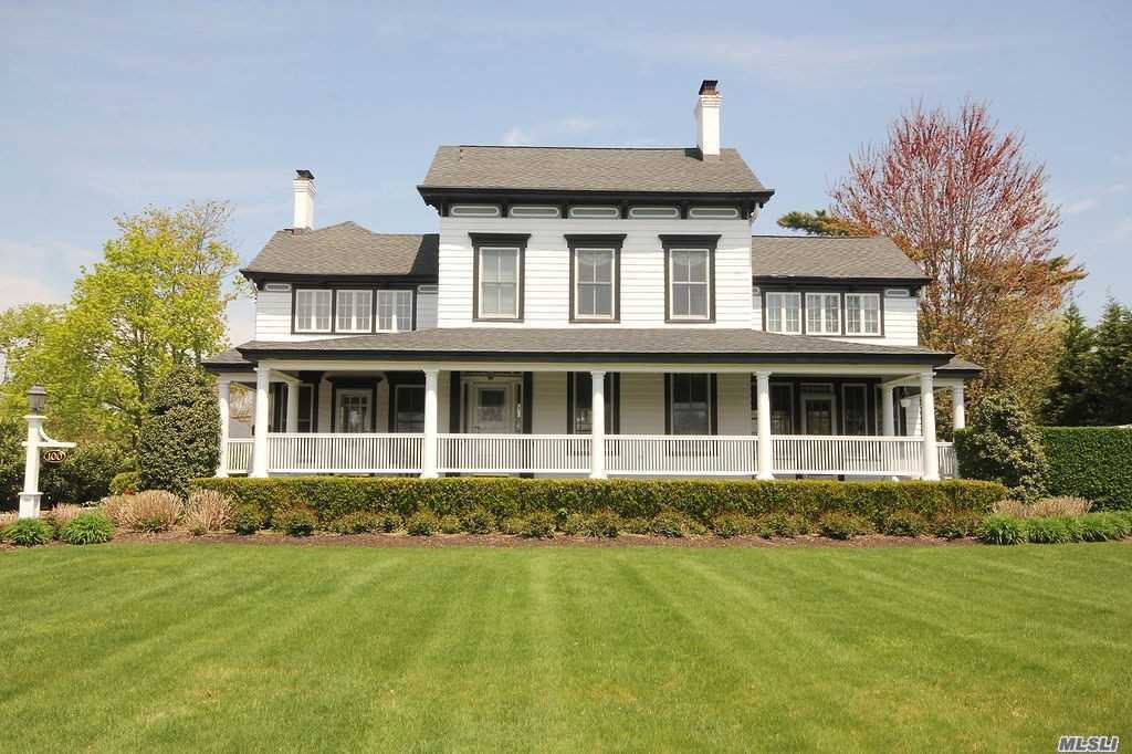 #1 photo, 100 E Concourse, Brightwaters , NY 11718