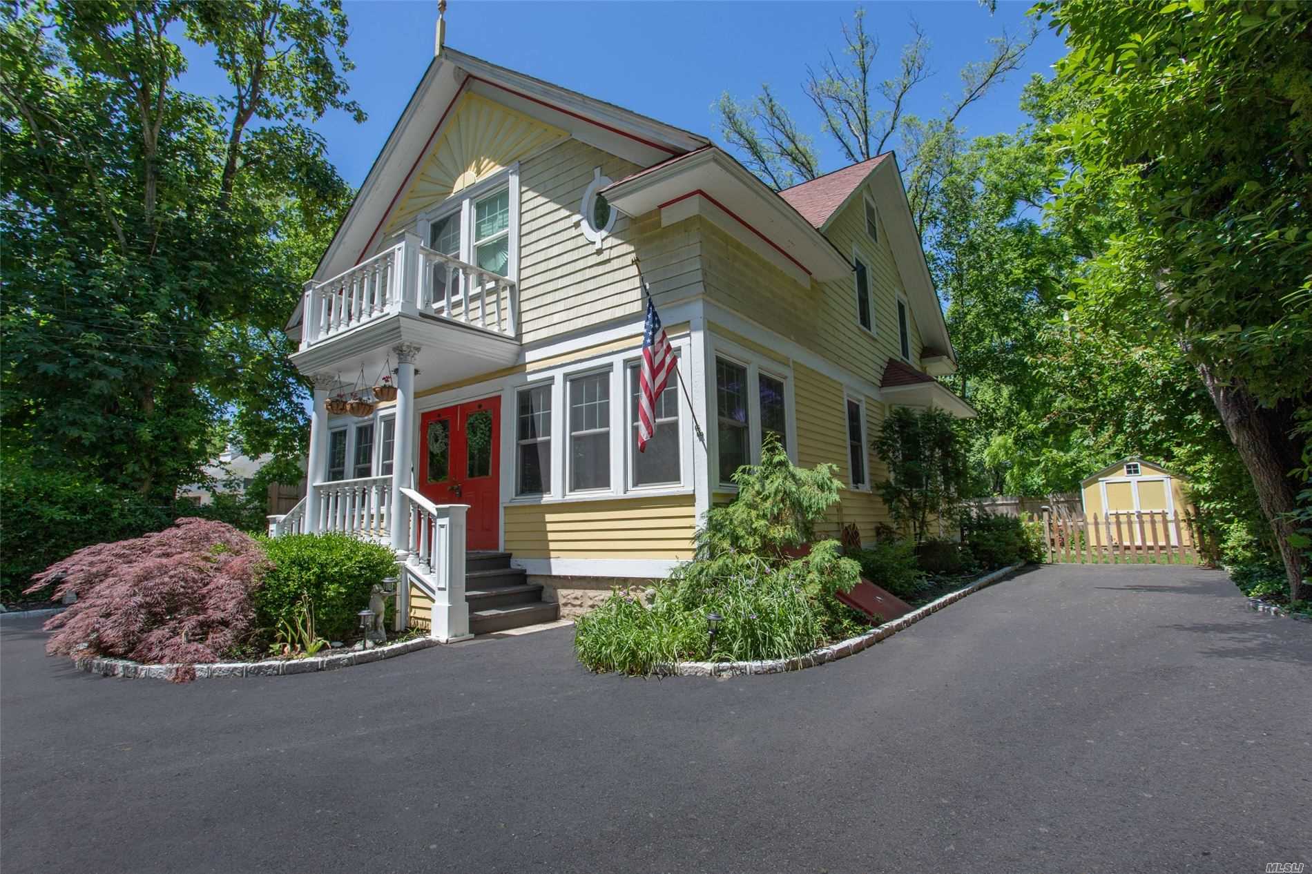 #1 photo, 8 Fort Salonga Road, サフォーク郡 Centerport , NY 11721