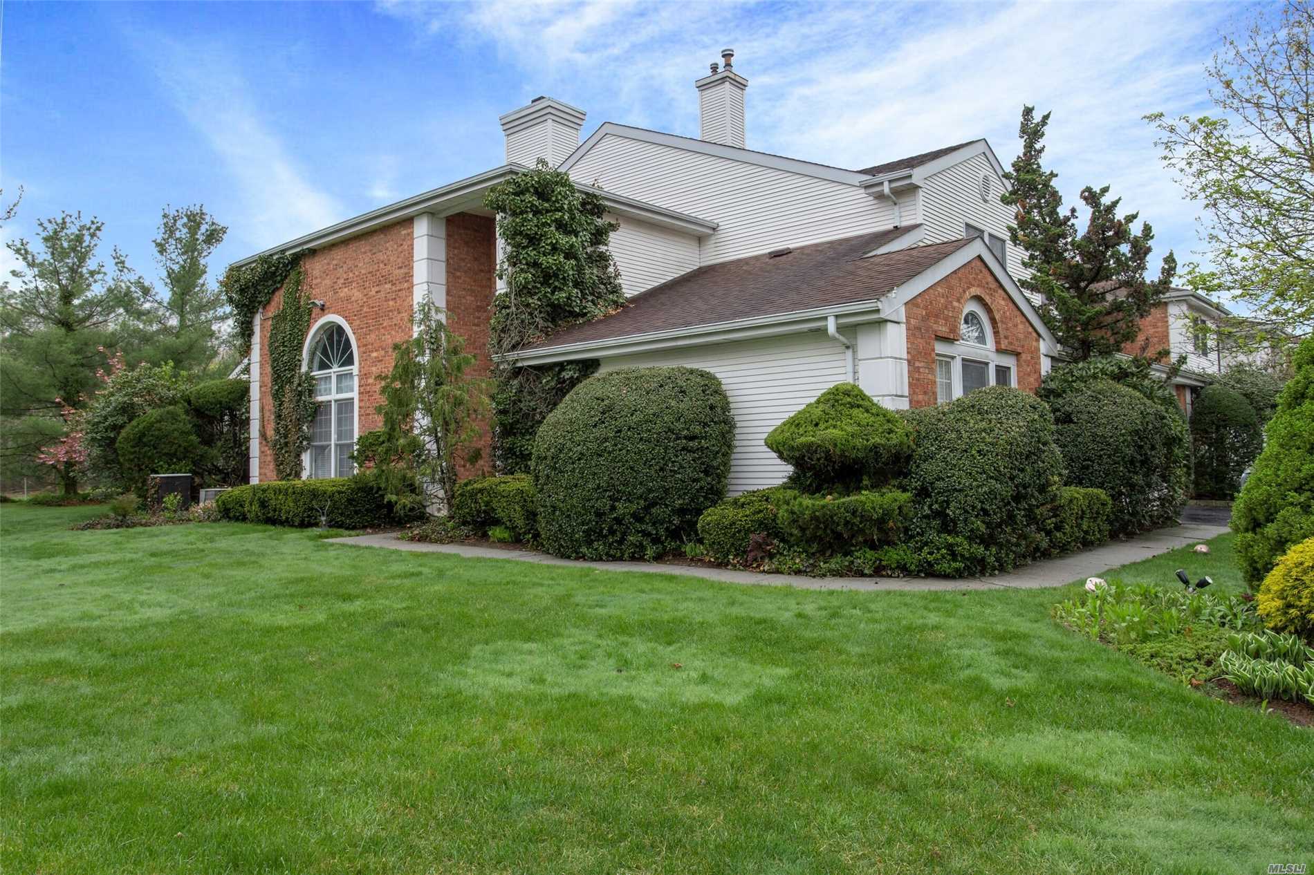 #1 photo, 82 Hamlet Drive, سوفولك Commack , NY 11725