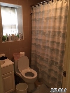 #1 photo, 41-59 70th St, クイーンズ区 Woodside , NY 11377