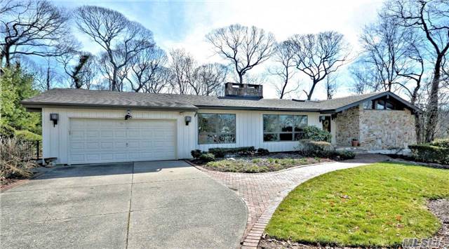 #1 photo, 4 Bayberry Lane, Stony Brook , NY 11790