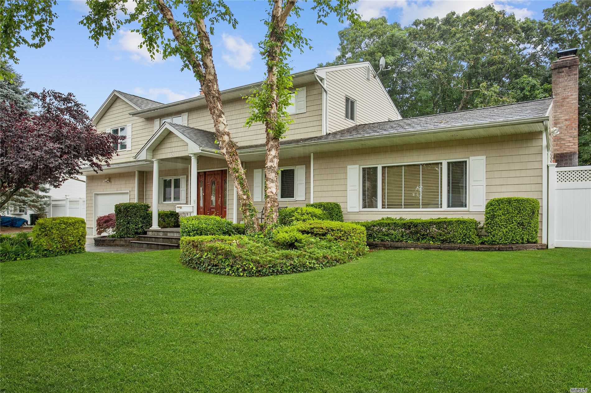 #1 photo, 24 Shelton Court, サフォーク郡 Commack , NY 11725