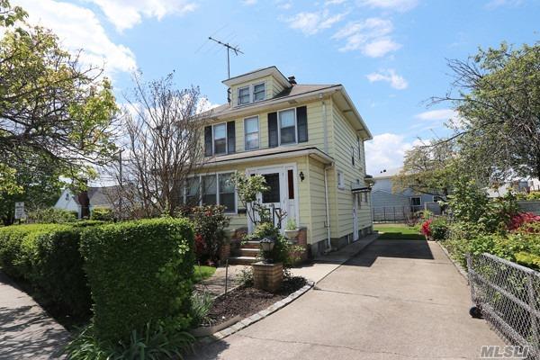 #1 photo, 66 Cherry Lane, নাসাউ কাউন্টি Carle Place , NY 11514