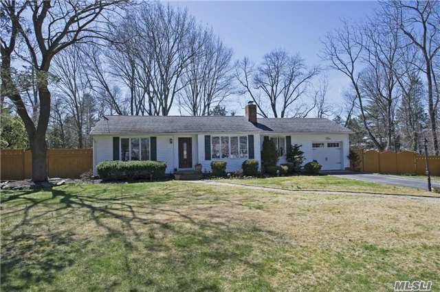 #1 photo, 8 Drohan Street, サフォーク郡 Huntington , NY 11743