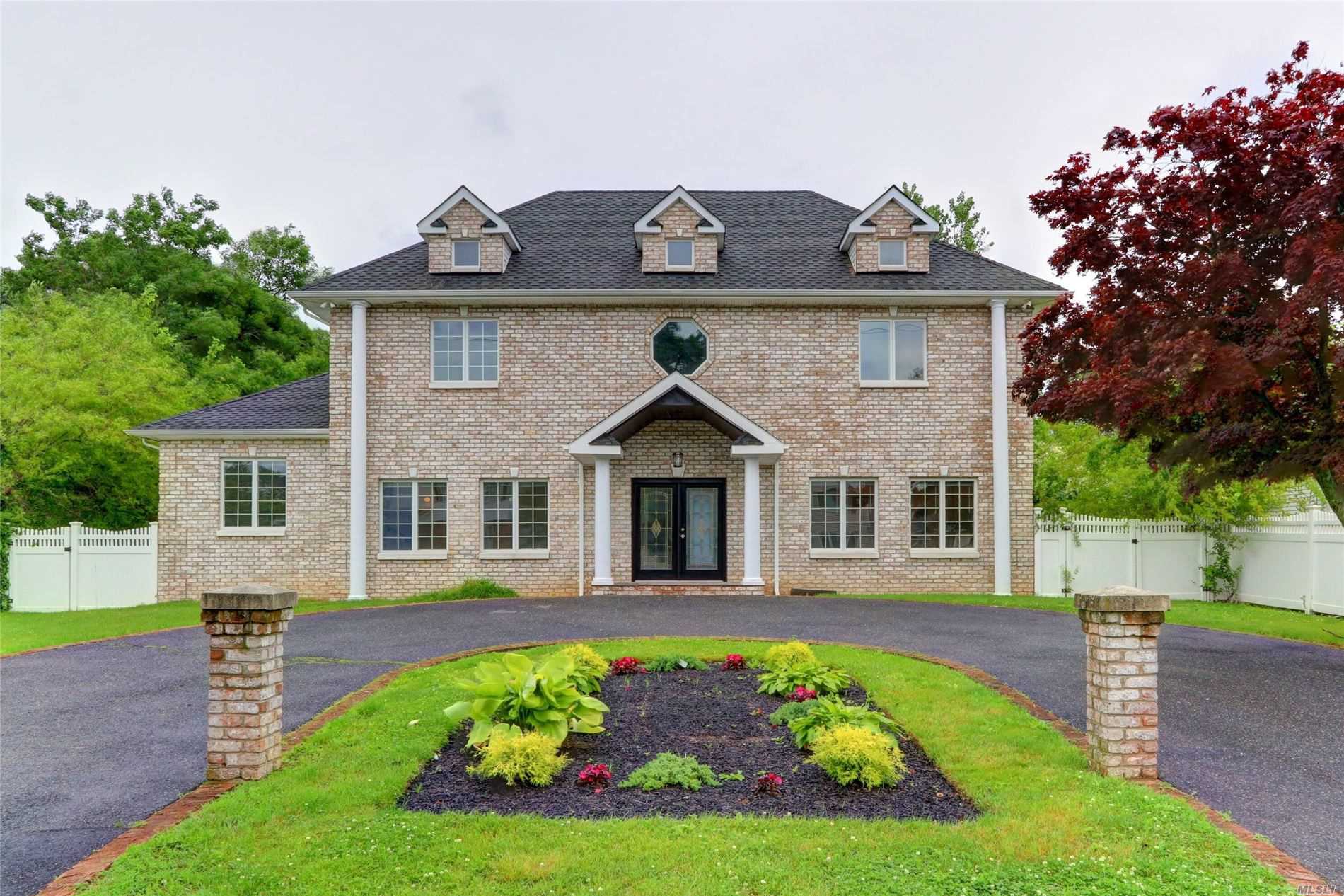 #1 photo, 831 Pine Avenue, 東長島 西艾斯利普 West Islip , NY 11795