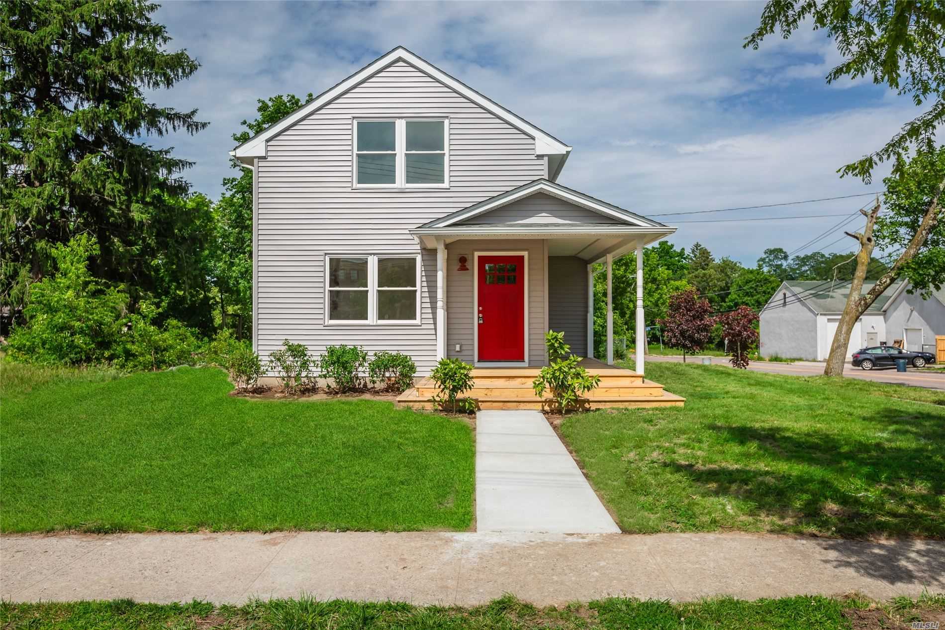 #1 photo, 504 Saint Johns Place, Riverhead , NY 11901