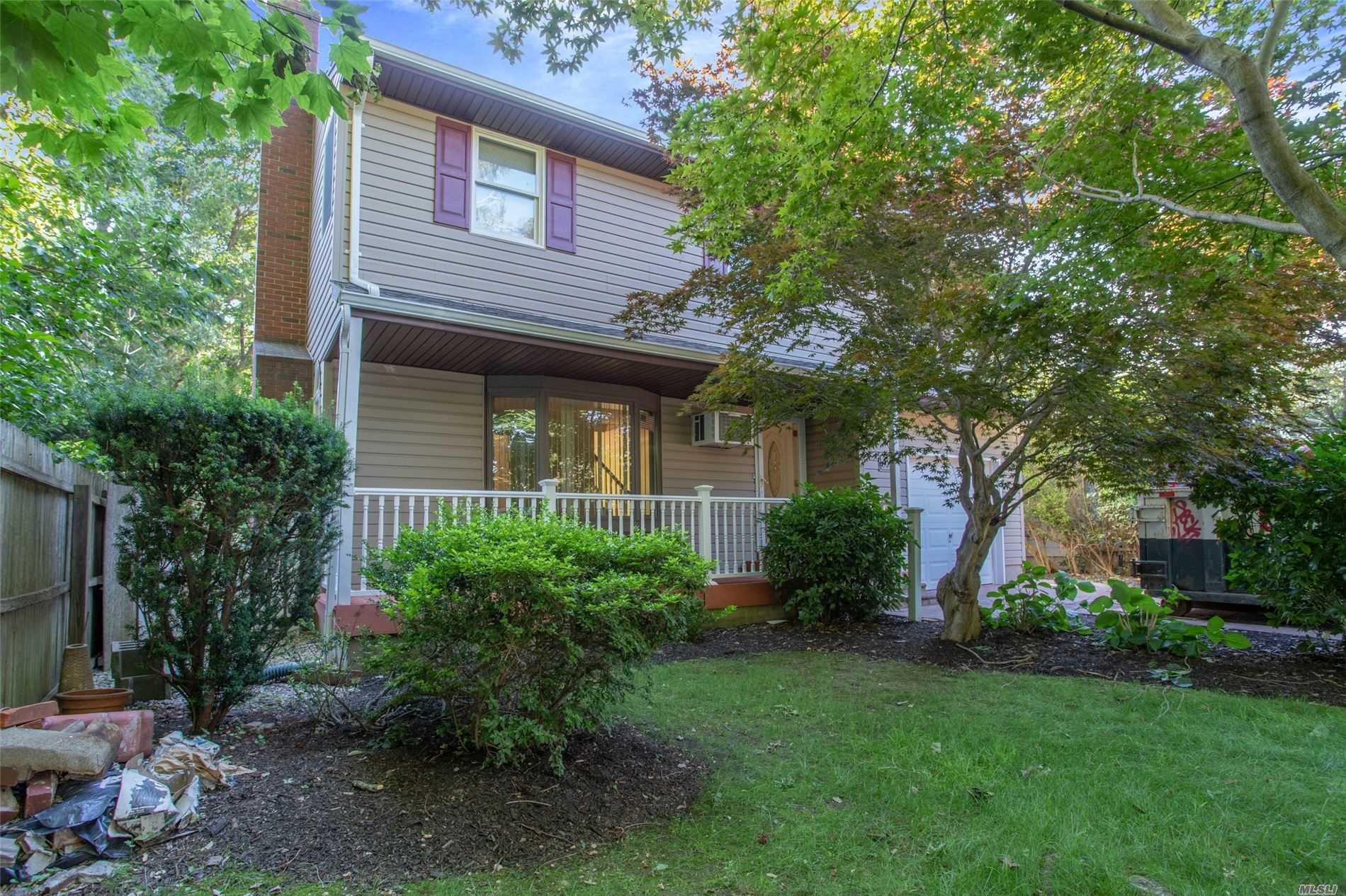 #1 photo, 601 2nd Street, سوفولك East Northport , NY 11731