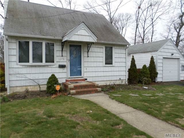 #1 photo, 1278 Minerva Avenue, West Islip , NY 11795